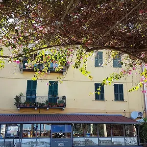 Pensión Perla Nera, Imperia